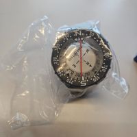 Aqualung Kompass Armbanduhr Schwarz und Original Verpack
