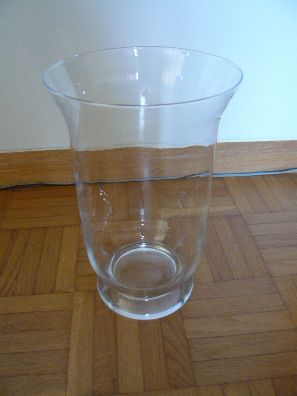 Vasen & Gefässe: Glas-Vase für Blumen oder Kerze, 25 cm hoch – Gebraucht aus Reinach BL von Ka-wum 4