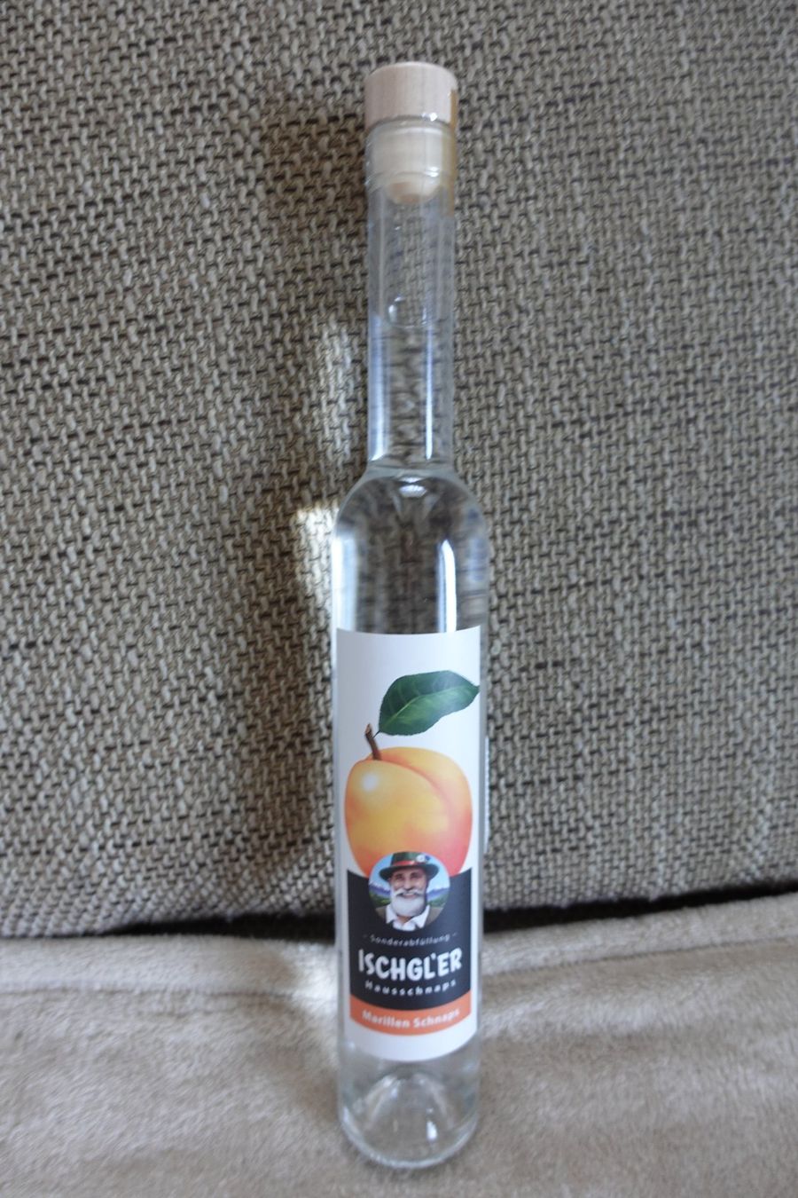 Bevande alcoliche: 1 neue Flasche Marillen Schnaps – Nuovo (secondo la descrizione) da rorschach venduto da bab_2yt6 1