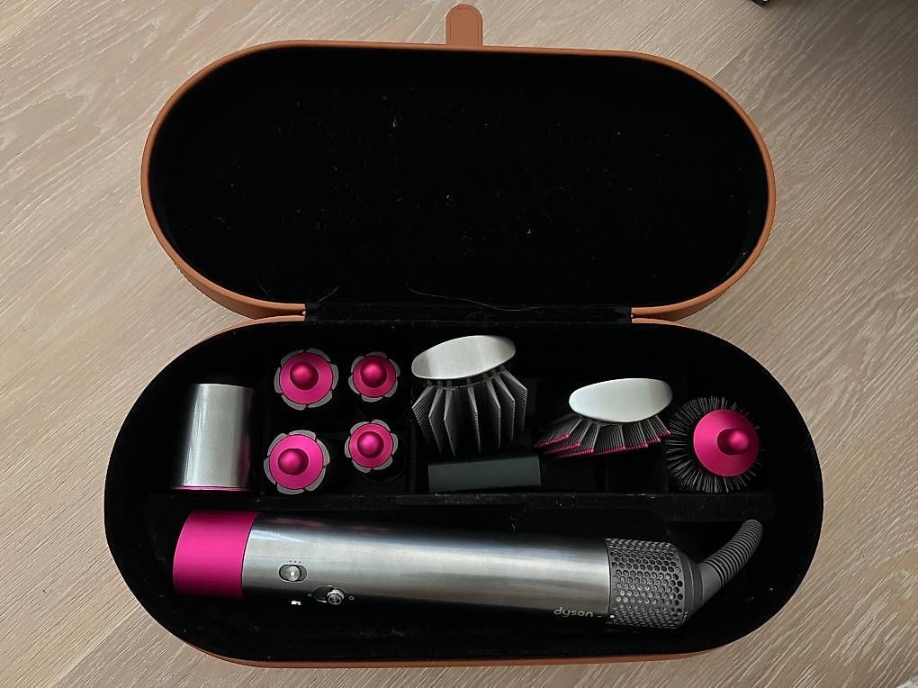 Sèche-cheveux: Dyson Airwrap Complete – D'occasion à Hünenberg See par Ninouck