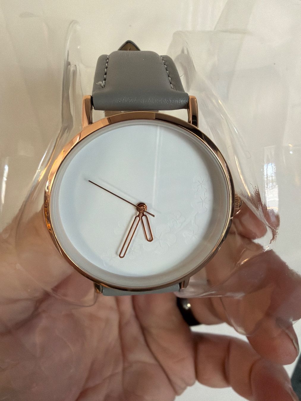 Orologi: G 779 ) Damenuhr Neu – Nuovo e nell'imballaggio originale da Diepoldsau venduto da Ganthammer