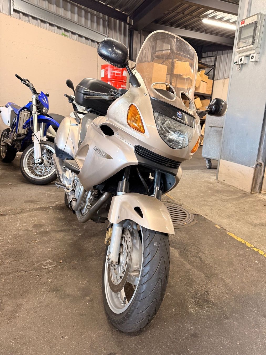 Honda Touring: Honda Deaville NT650V – Gebraucht aus Kriens von hostettlermotolu 2