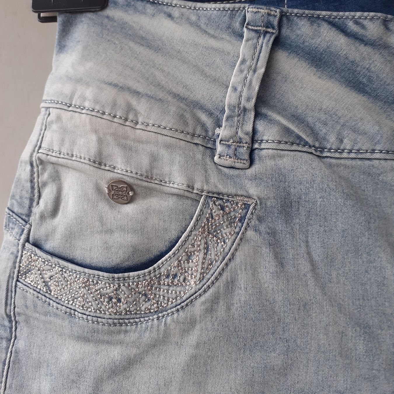 Nile Jeans: Nile Sommerjeans, S – Gebraucht aus Bern von Solarsystem 5