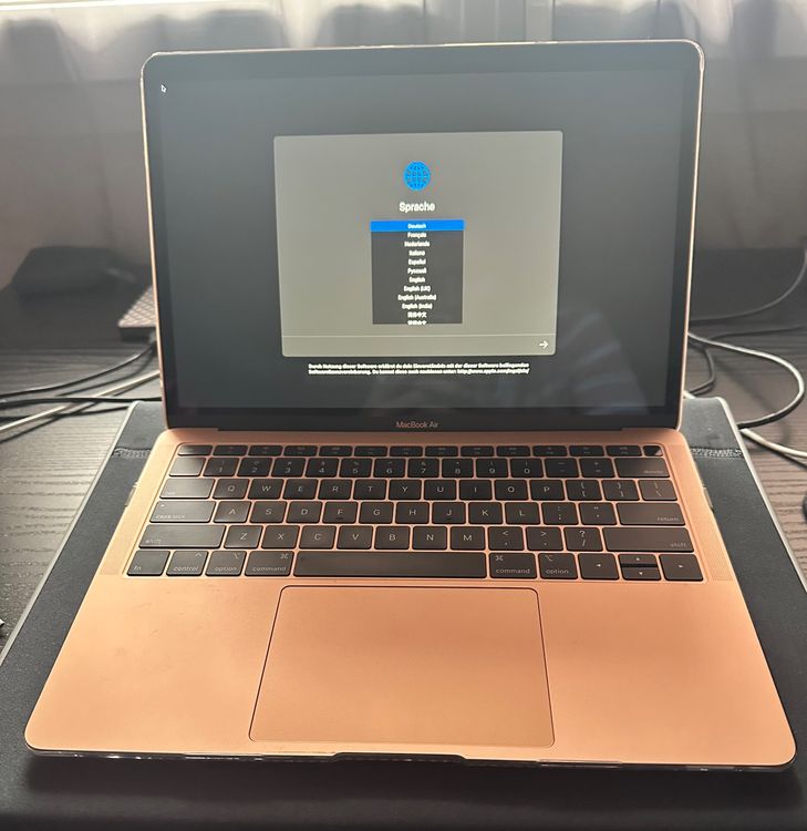 Macbook Air 13’’ rose gold Kaufen auf Ricardo