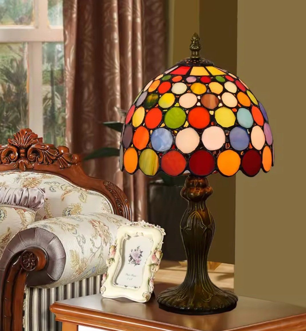 Lampade: Lampe de table de style Tiffany ,  en verre teinté – Nuovo e nell'imballaggio originale da Saignelégier venduto da Instant-Key-Pro