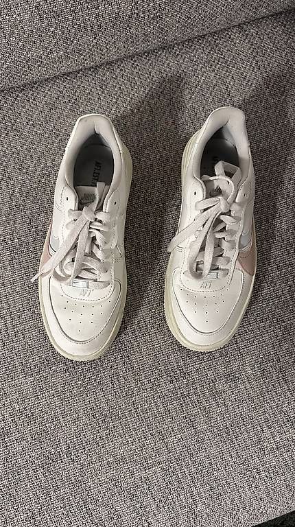 Nike Damenschuhe: Nike Air Force 1 Gr. 38 – Gebraucht aus Luzern von alexju 1