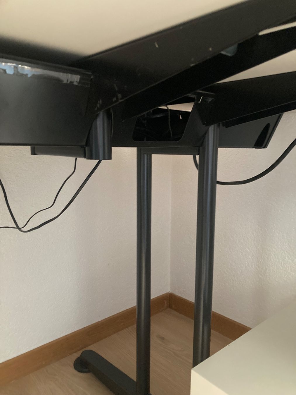 Scrivanie: Bürotisch 180x80x75cm – Usato da mirchel venduto da lire69 3