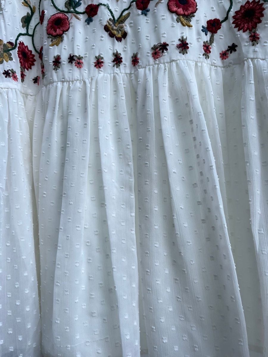 Zara Tops: Zara Blumentop weiss  – Gebraucht aus Lenzburg von selabella 3