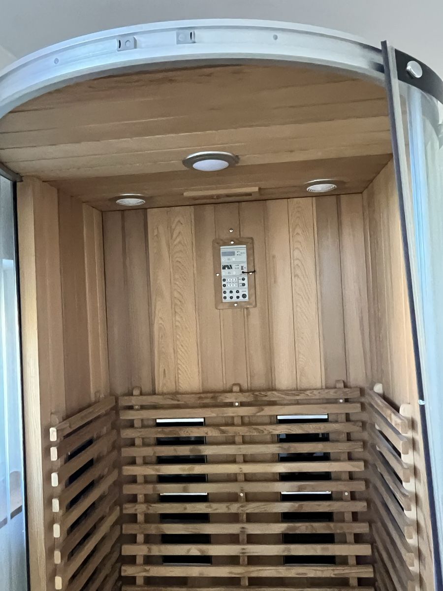 Sauna & Zubehör: Infrarot Sauna  – Gebraucht aus Neerach von fuz_8d7l 9