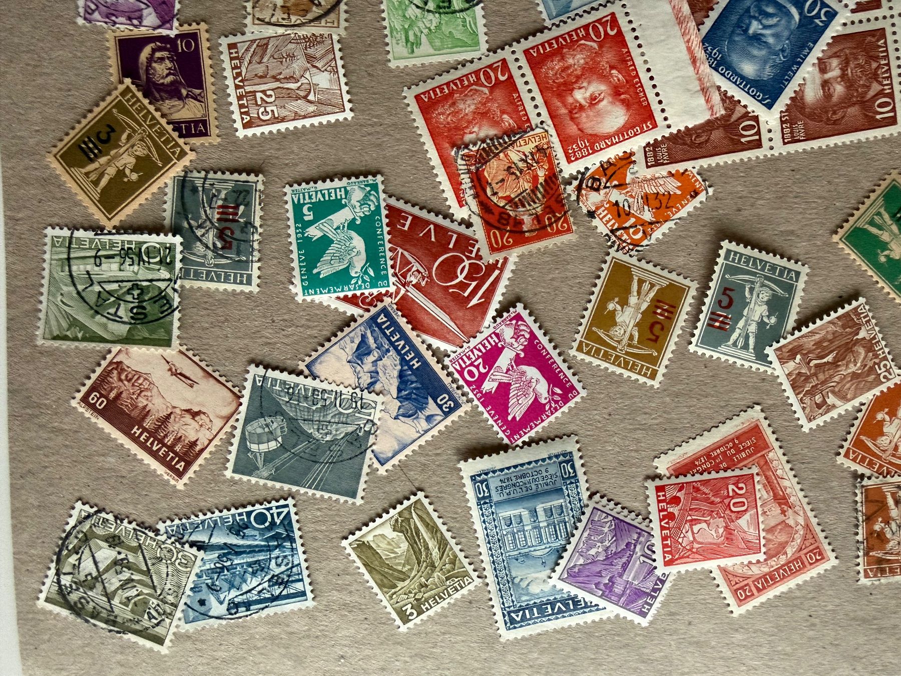 Alle Briefmarken: Lot mit postfrischen, ungebrauchten und gestempelten Briefma – Gebraucht aus Aarau von hilde47 3