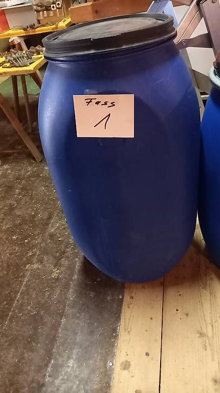 Accessori: Fass aus Kunststoff ca 110 Lt. – Usato da Fischenthal venduto da daska2