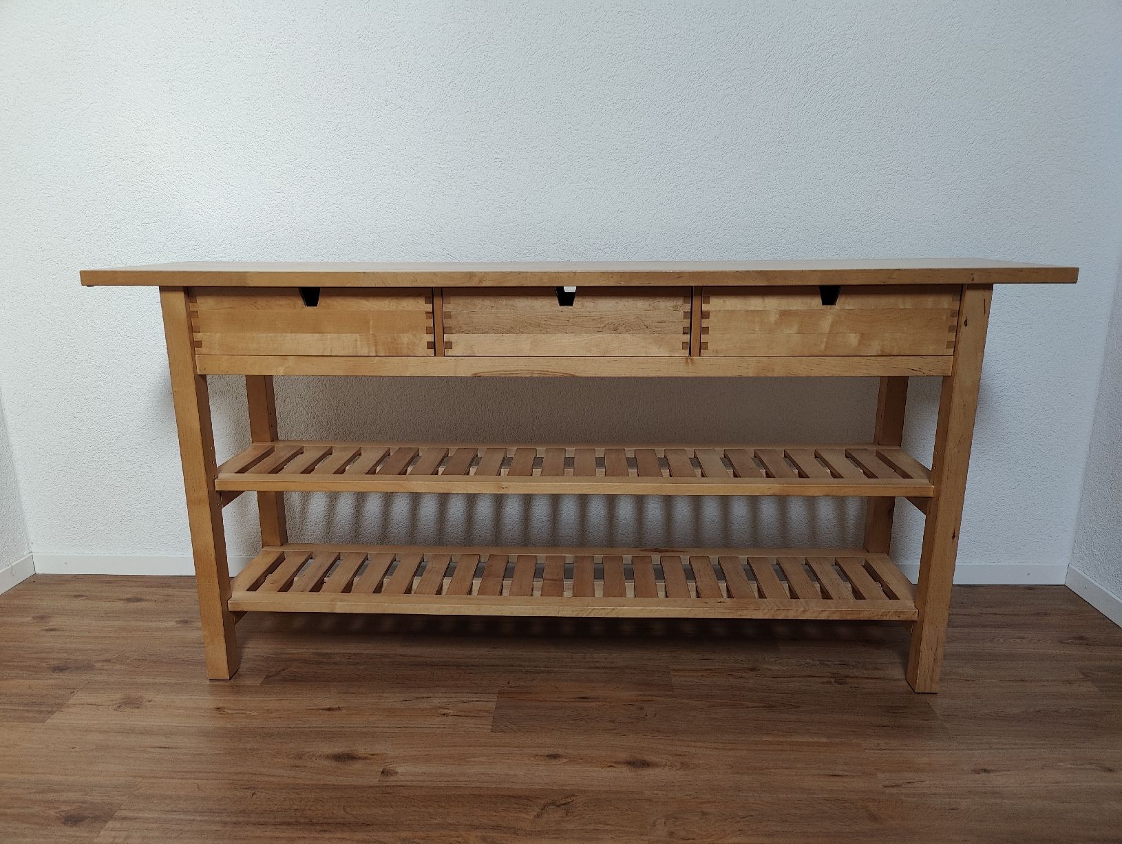 Scaffali: Kommode / Gestell / Weinregal – Usato da Muhen venduto da 2je_9f8s