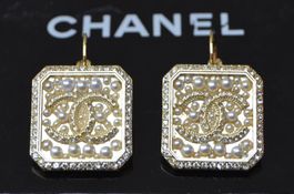 Chanel Ohrringe / boucles d'oreilles