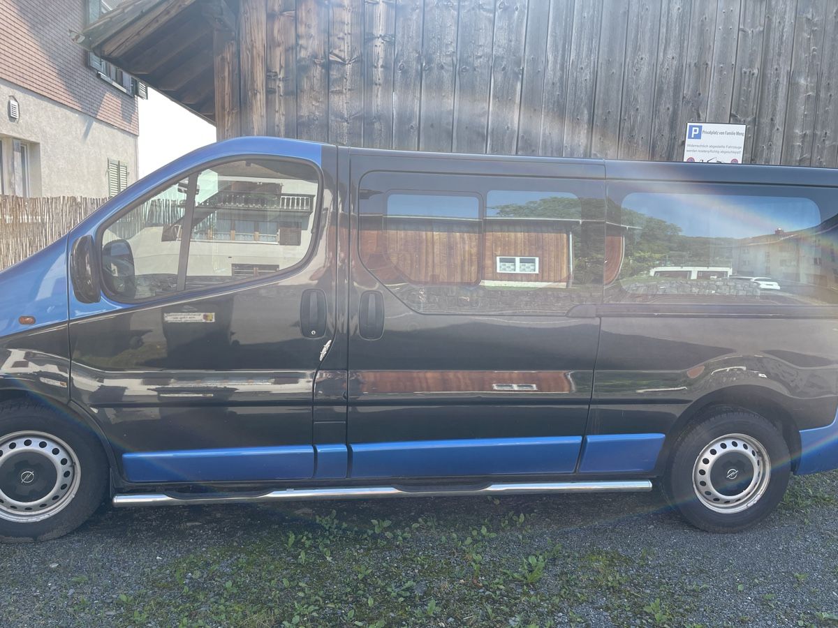 Opel Autos: Opel Vivaro – D'occasion à Sax par Niicii04 2