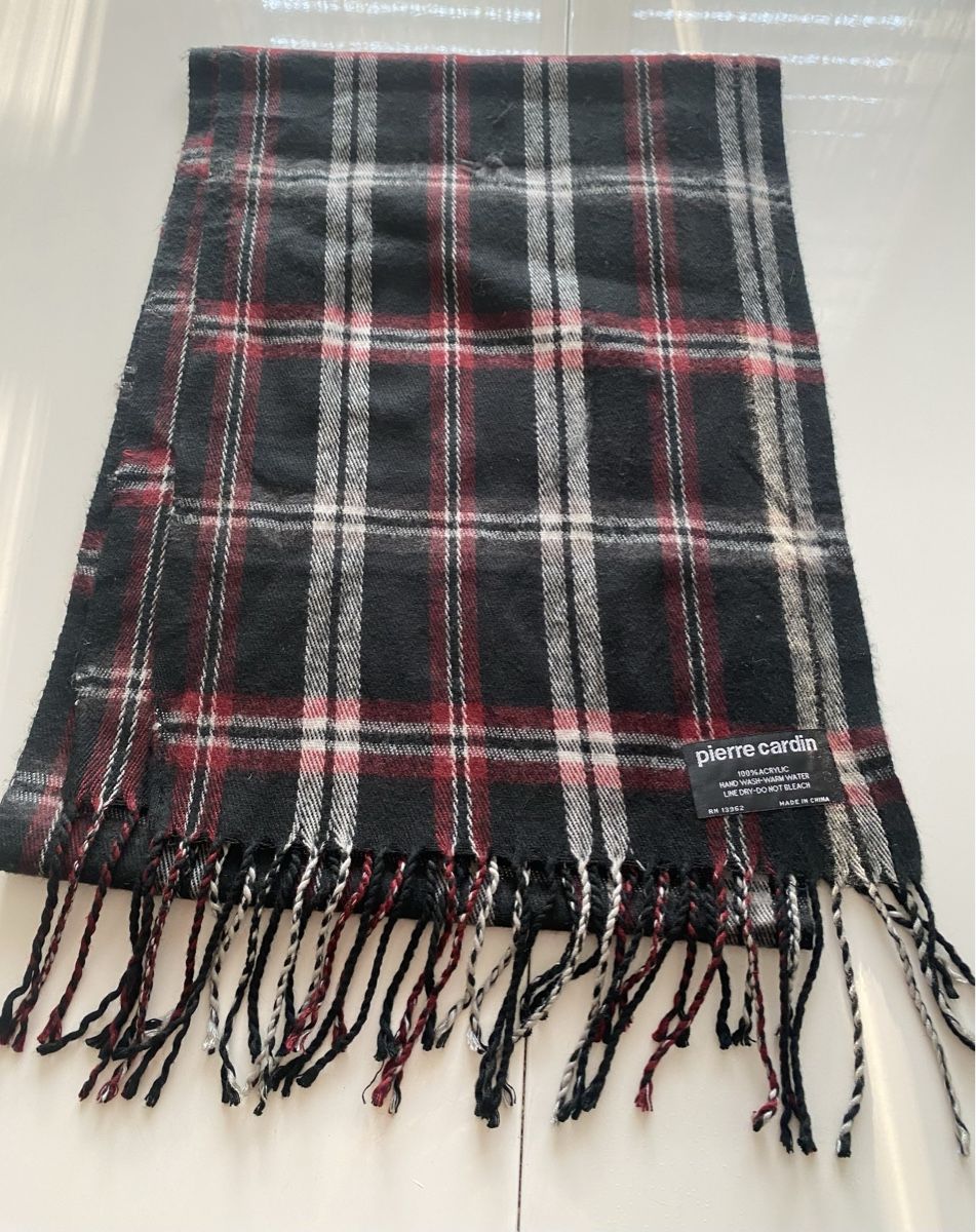 Pierre Cardin Foulard & Sciarpe: Pierre Cardin 100% Acryl schal – Usato da Opfikon venduto da Luis144 3