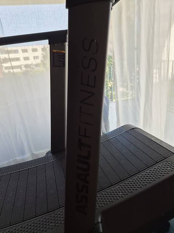 Hometrainer: Assault Runner Elite Laufband - AirRunner – Usato da Liebefeld venduto da Sibe82 2