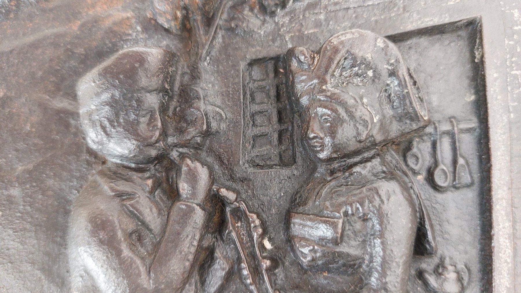Piatti di portata: Antikes Gusseisen Relief / Platte / – Usato da Zürich venduto da ChiaraCindyLou 3