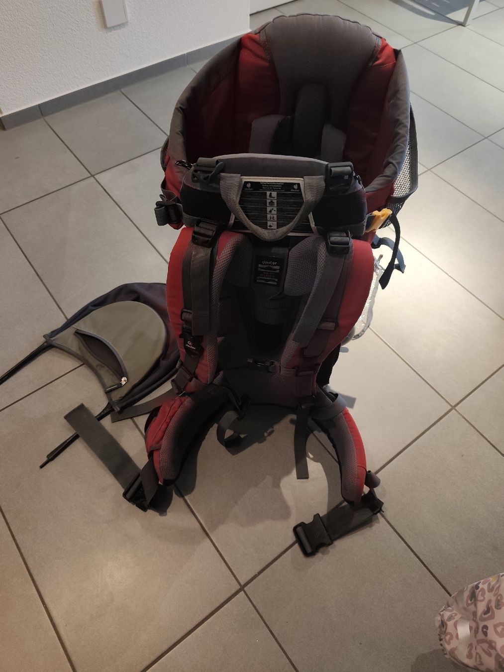 Deuter Marsupi portabebè: Deuter Kid Comfort II Kindertrage – Usato da Uffikon venduto da jaesi89 2