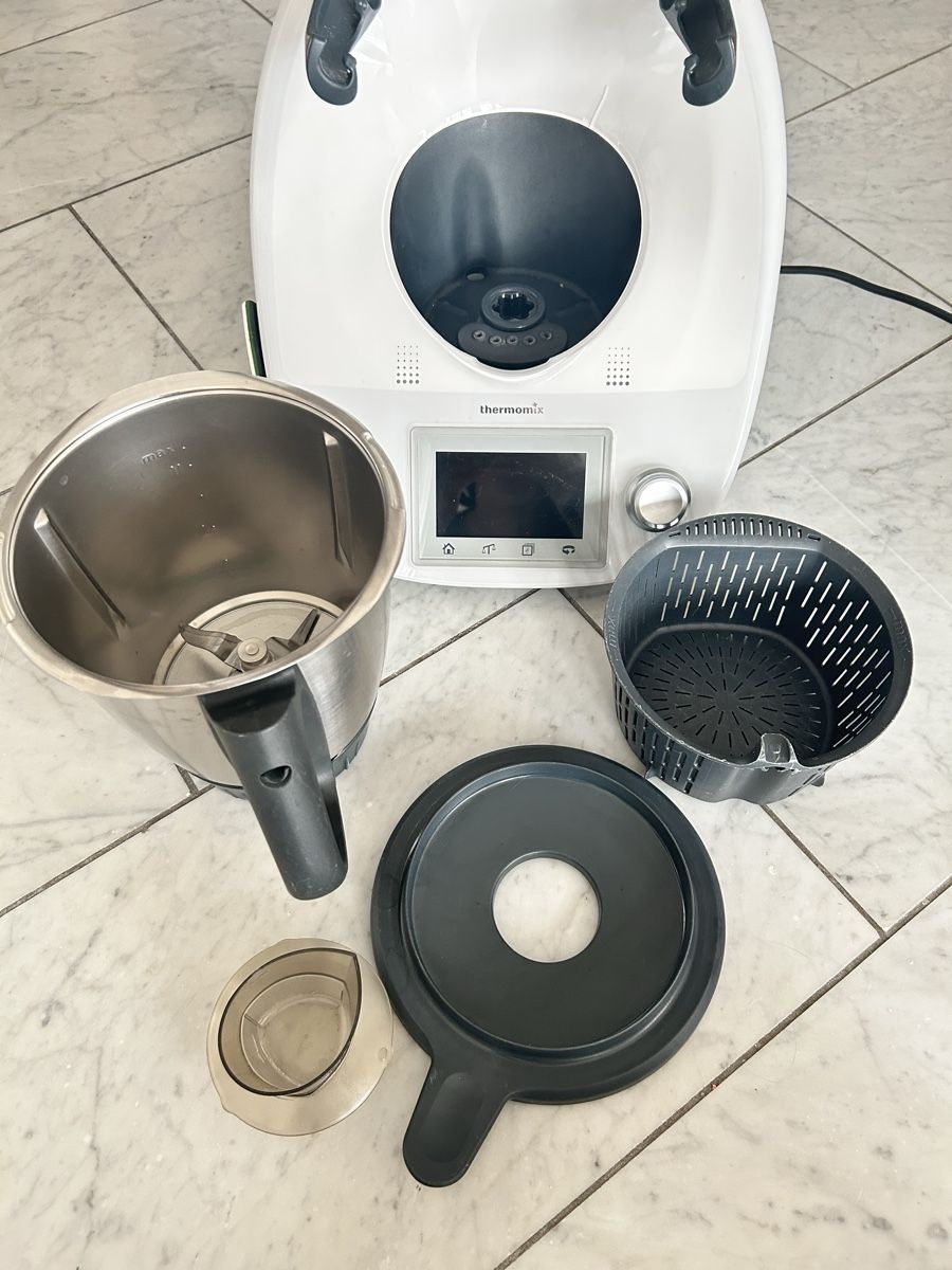 Thermomix Elettrodomestici da cucina: Thermomix TM5 gebraucht  – Usato da Chur venduto da epyks 1