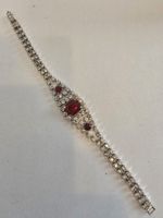 Elegantes Vintage Armband mit roten Strasssteinen, Top!