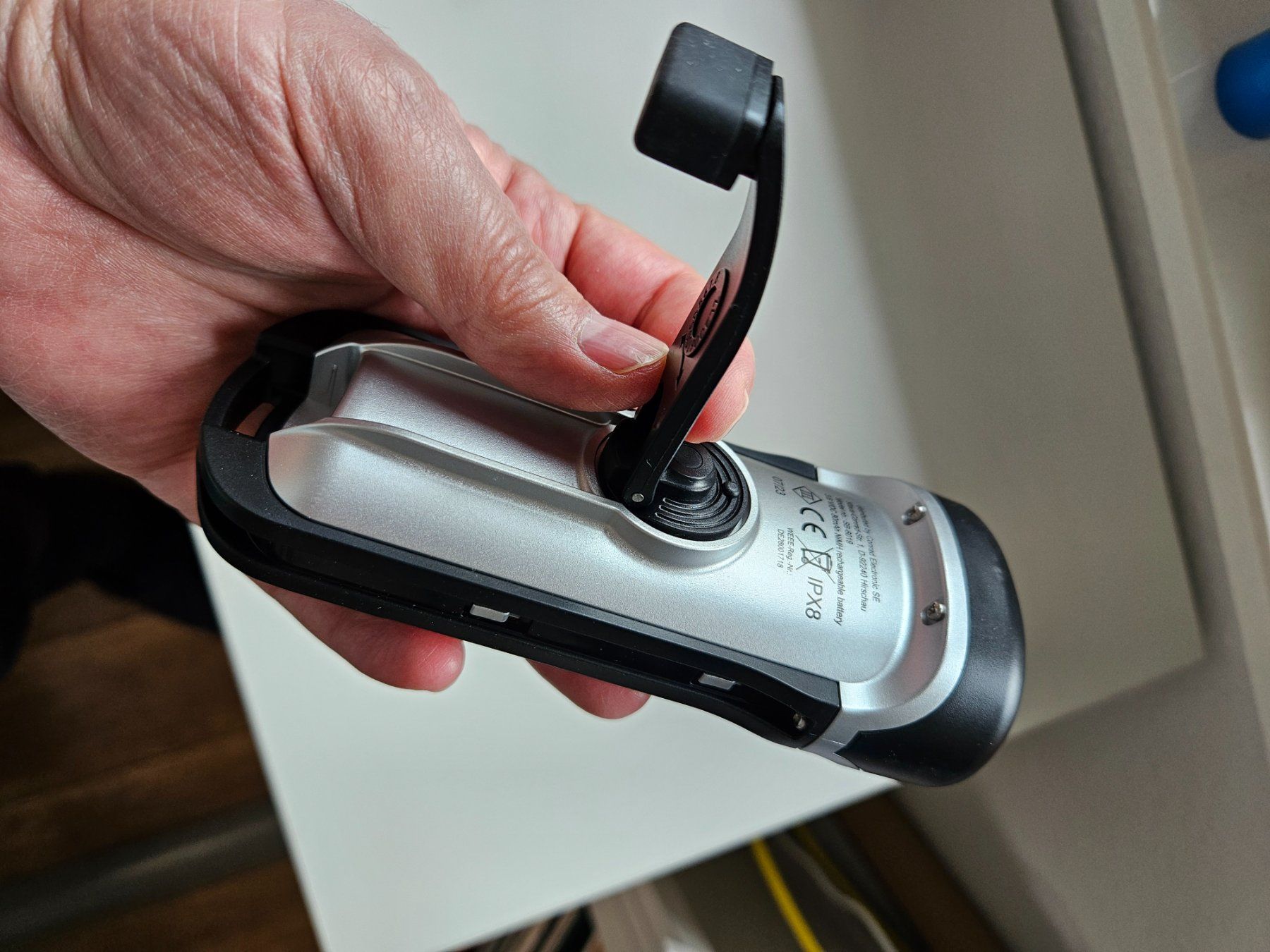 Lampade: Toolcraft Solar und Dynamolicht LED Taschenlampe, Notfall – Nuovo e nell'imballaggio originale da Rickenbach SO venduto da Bytebull 2