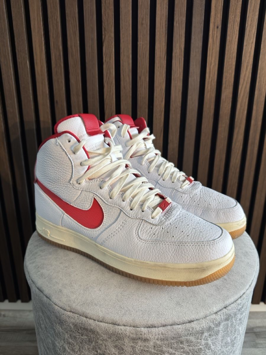 Nike Chaussures hommes: Nike Air Force 1 High Grösse 44 – Neuf (Voir description) à Zürich par egz_nr8d