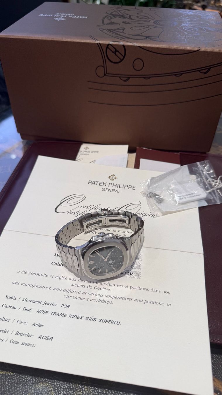 Patek Philippe Montres: Patek Philippe 3712 Full set – D'occasion à Randogne par 2G1909 2