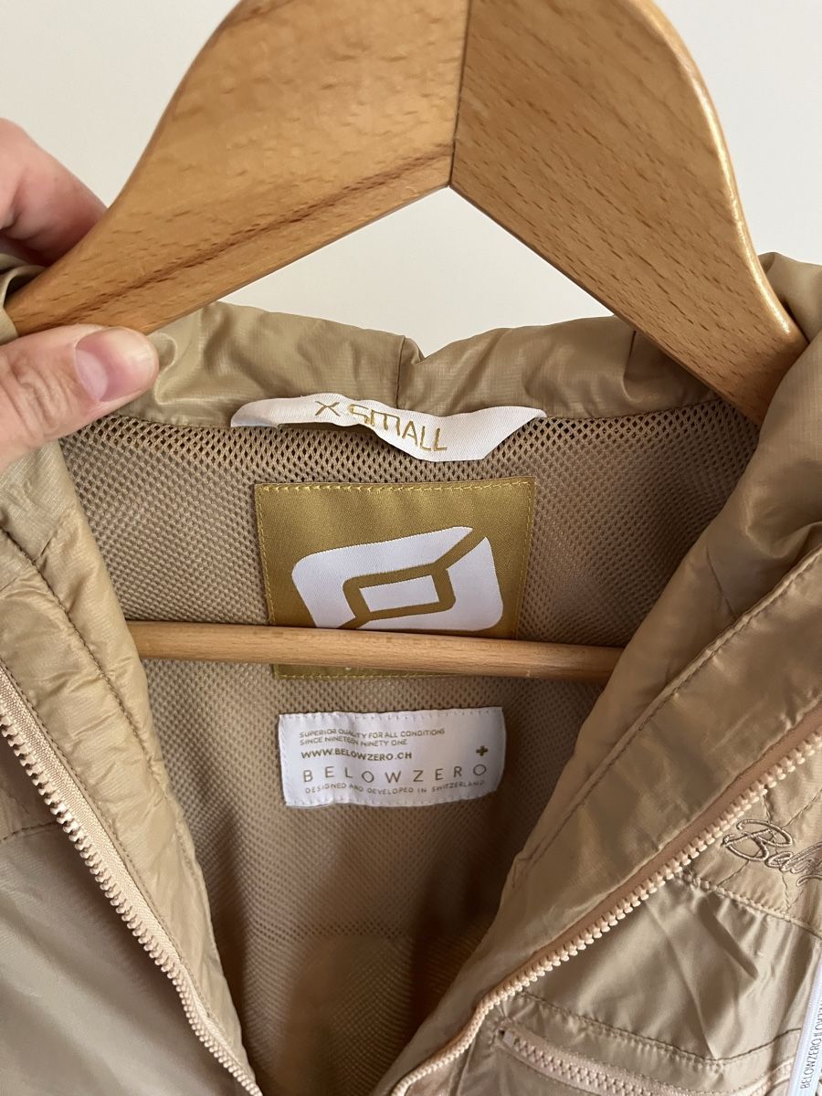 Giacche: Leichte Bellow Zero Jacke, Grösse XS – Nuovo (secondo la descrizione) da Zürich venduto da zucchetti13 6