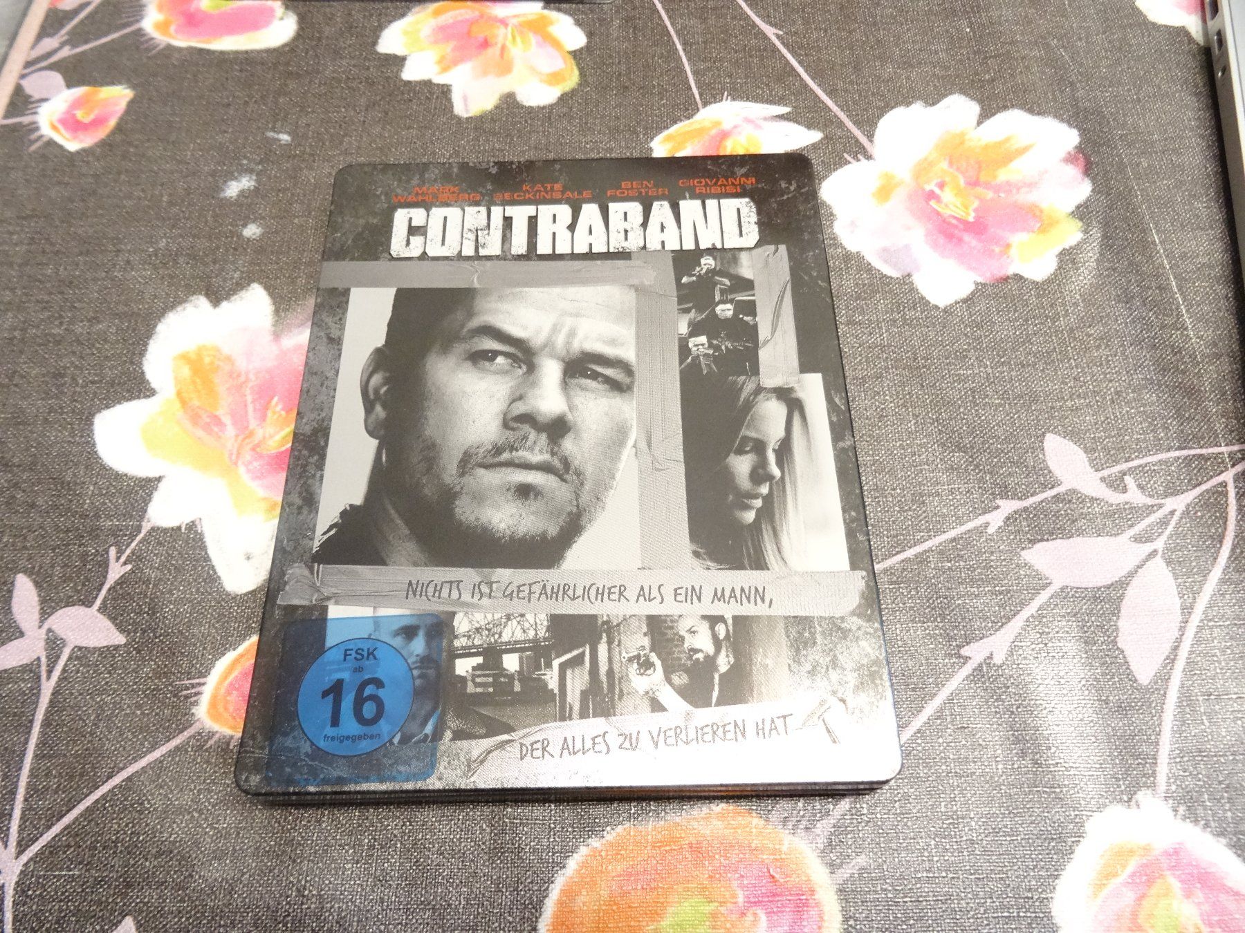 Tutti i DVDs: Contraband STEELBOOK BLU-RAY – Usato da Olten venduto da Disc-Verkauf