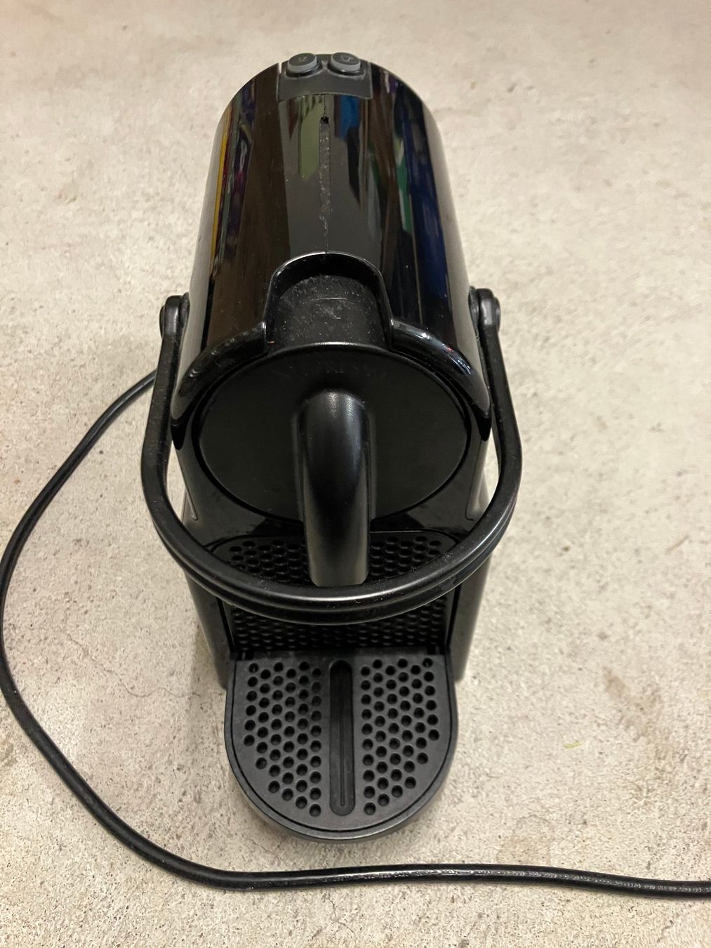 Nespresso Macchine per caffè & Macchine per espresso: Nespresso Inissia D40 CH Black – Usato da Bonstetten venduto da __sunshine__ 1