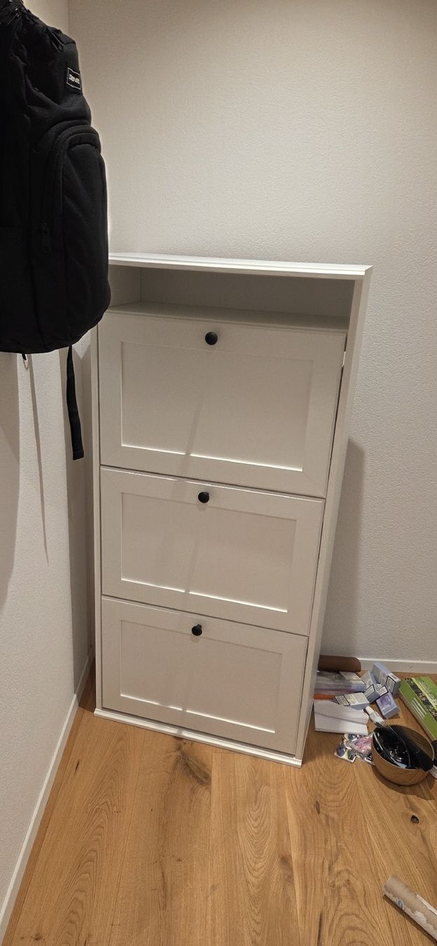 Armadi: schuhschrank 3 teilig Ikea – Usato da Arni BE venduto da Jolanda2000