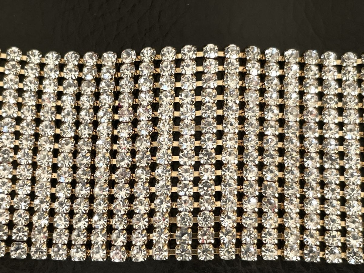 Bracciali & Braccialetti: Bracciale in maglia con strass color oro – Usato da Breganzona venduto da BlueBlue 3