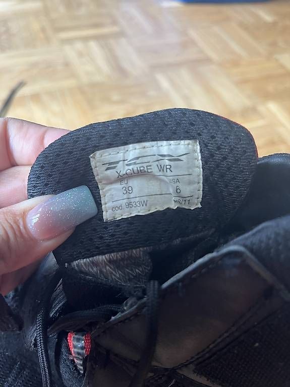 Scarpe da donna: Neuwertige tcx Boots – Usato da Baar venduto da MelMel04 1