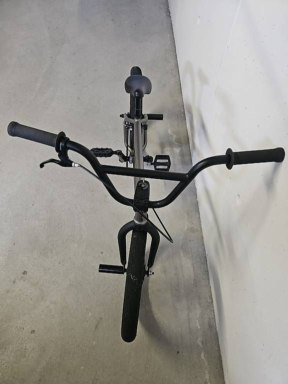 Velos: BMX Bulls Novice Velo Fahrrad – Gebraucht aus Widnau von Cbr1000 2