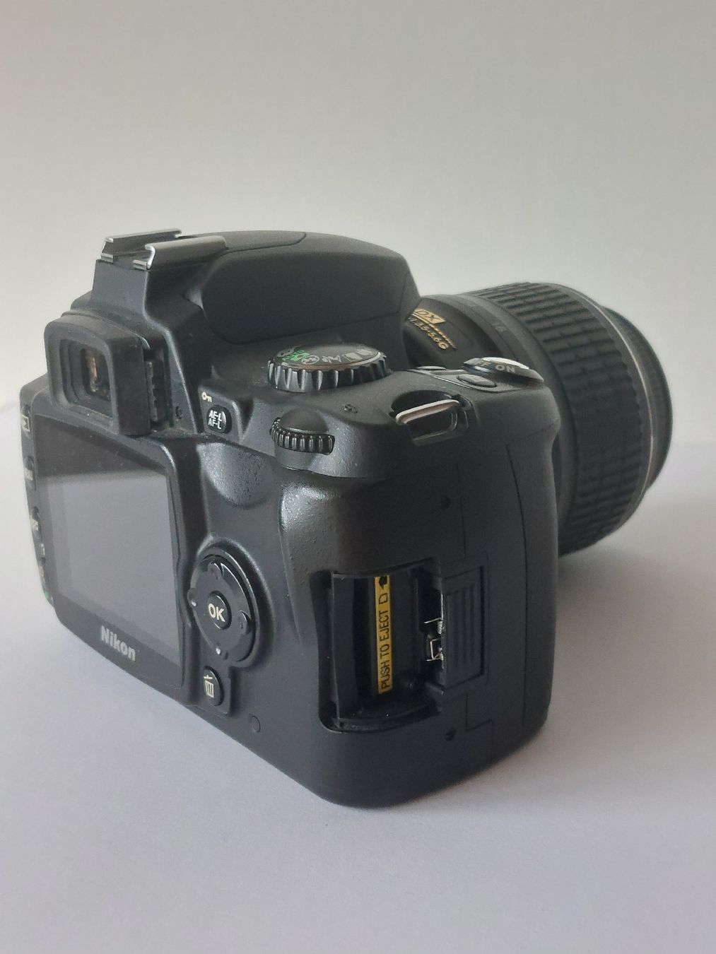 Nikon Fotocamera: Nikon D40x mit Objektiv – Usato da Schmitten FR venduto da losim1 2