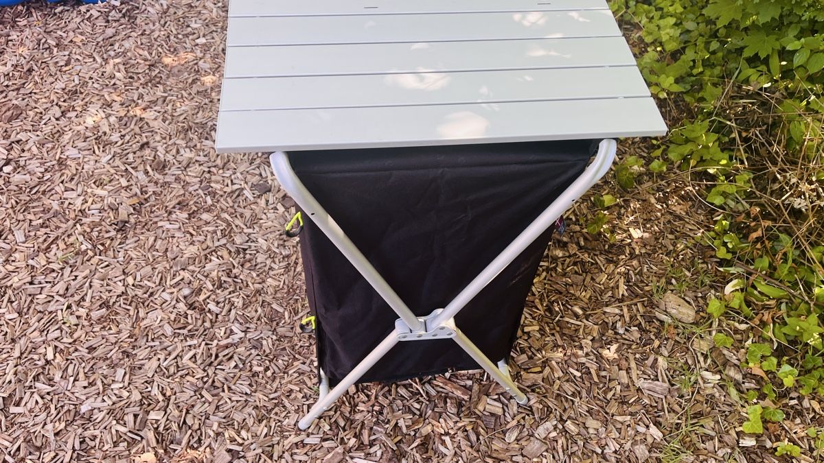 Tavoli: Outwell Sudbury Kitchen Table – Usato da Luzern venduto da Feldbahn33 5