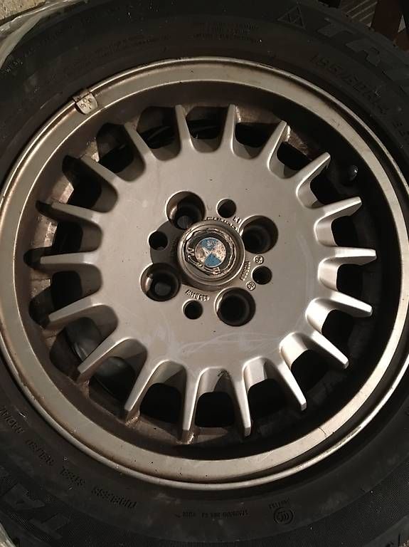 Cerchioni: BMW E30 4 Stk. Alu-Felgen bereift – Usato da Solothurn venduto da bequia1