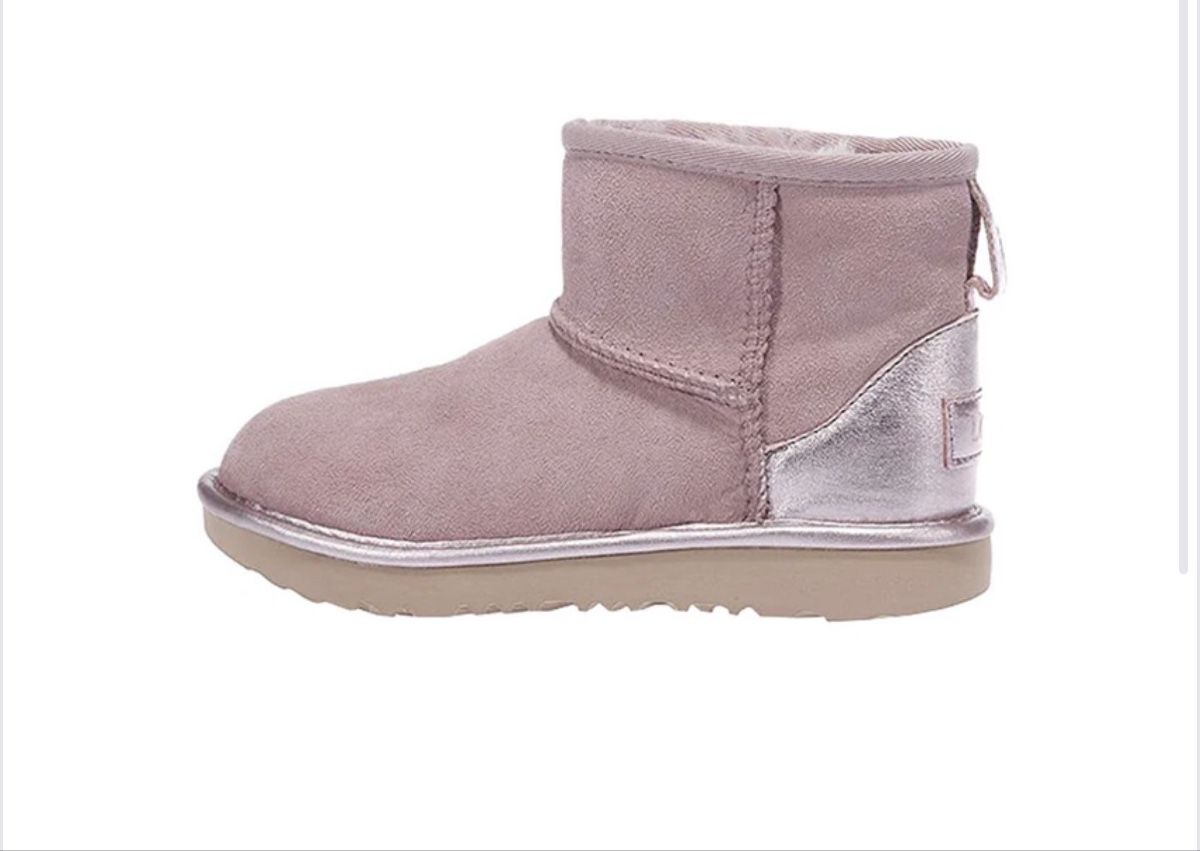 Ugg Scarpe per ragazze: UGG Classic Mini Shine 'Pink Rose' – Usato da Kilchberg ZH venduto da blackseal 1