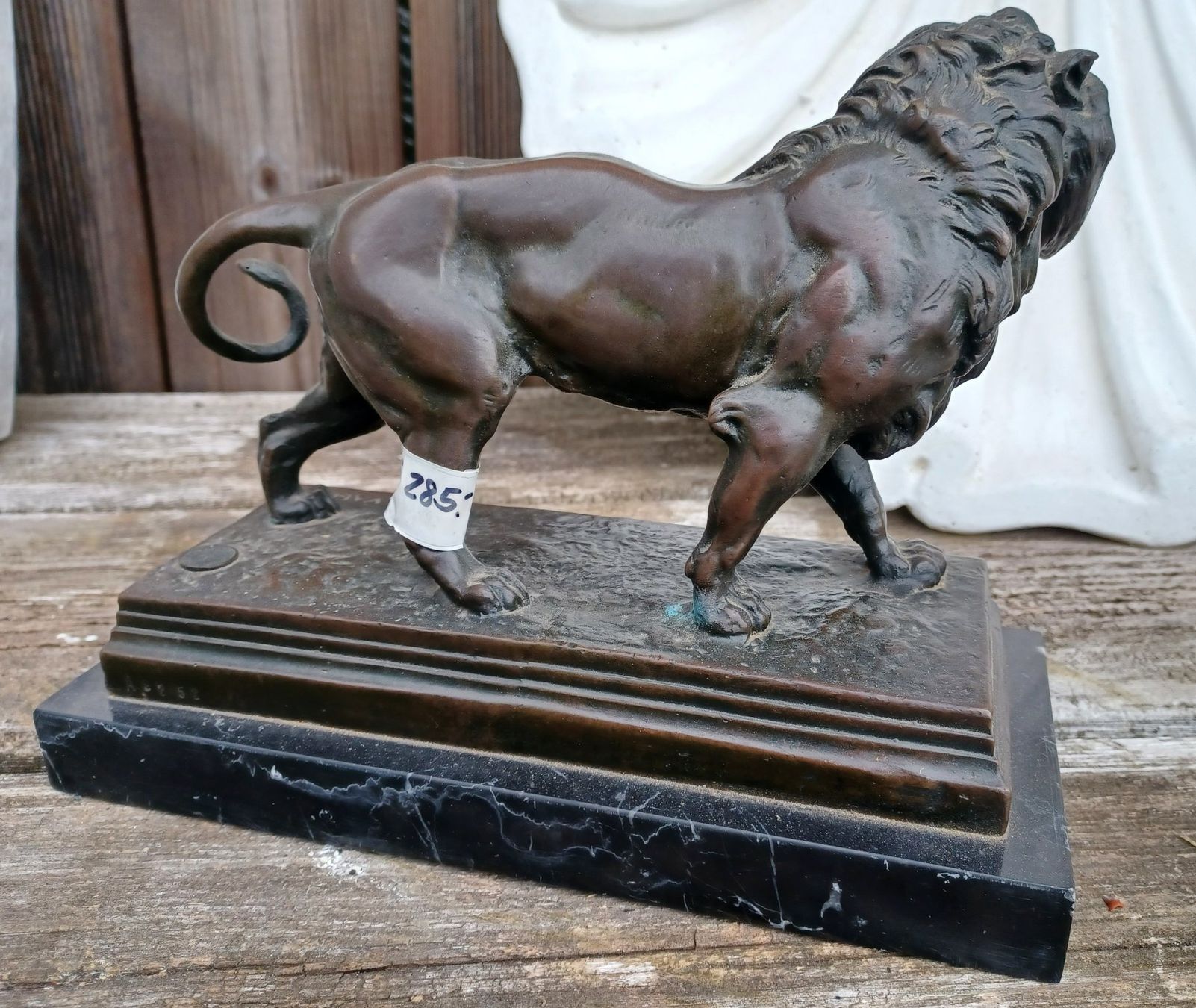 Figuren: Bronze Löwe auf Marmorsockel – Gebraucht aus Wangen a.Aare von Schneckenparadies 2