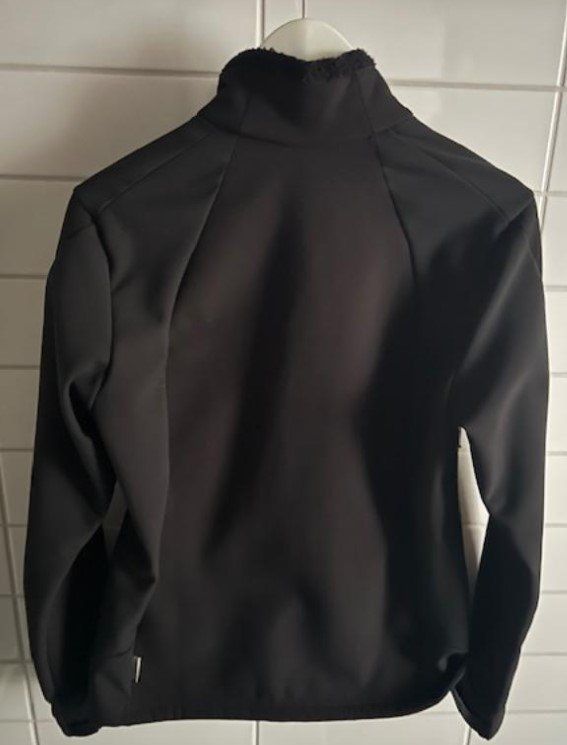 Giacche: Veste Quechua coupe vent - noire - Taille: M – Usato da Glattpark(Opfikon) venduto da Miko3711 1