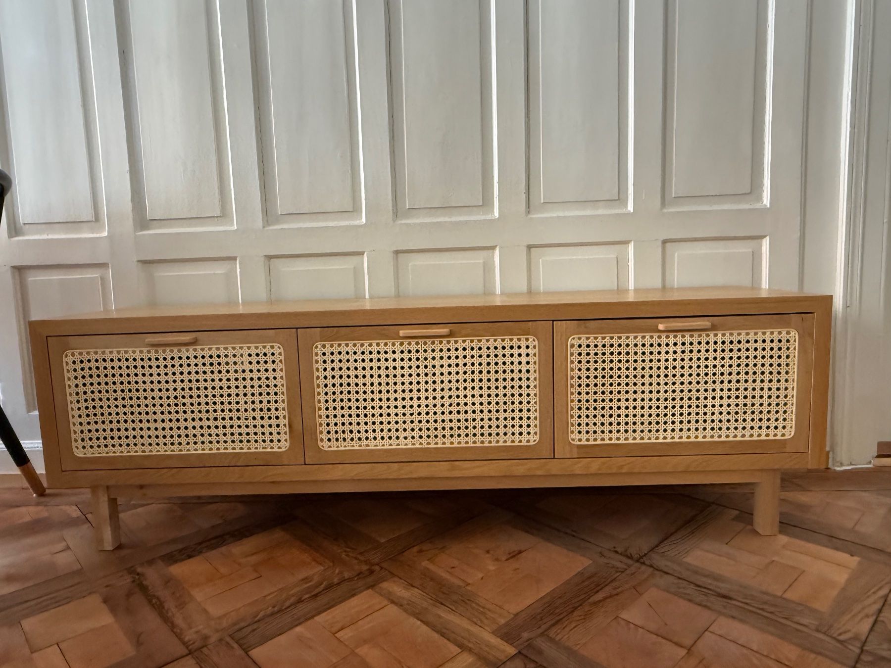 Set di tavolo e panche: Gesamtes Wohnzimmer – Usato da ZÜRICH venduto da Soraone1 5