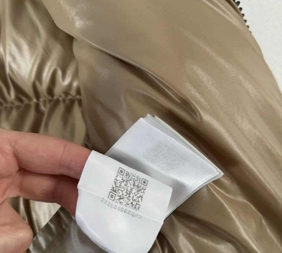 Moncler Jacken: Moncler Rimac Samt Steppjacke - Original, Echtheitsnachweis – Gebraucht aus Kreuzlingen von kraemer84 1
