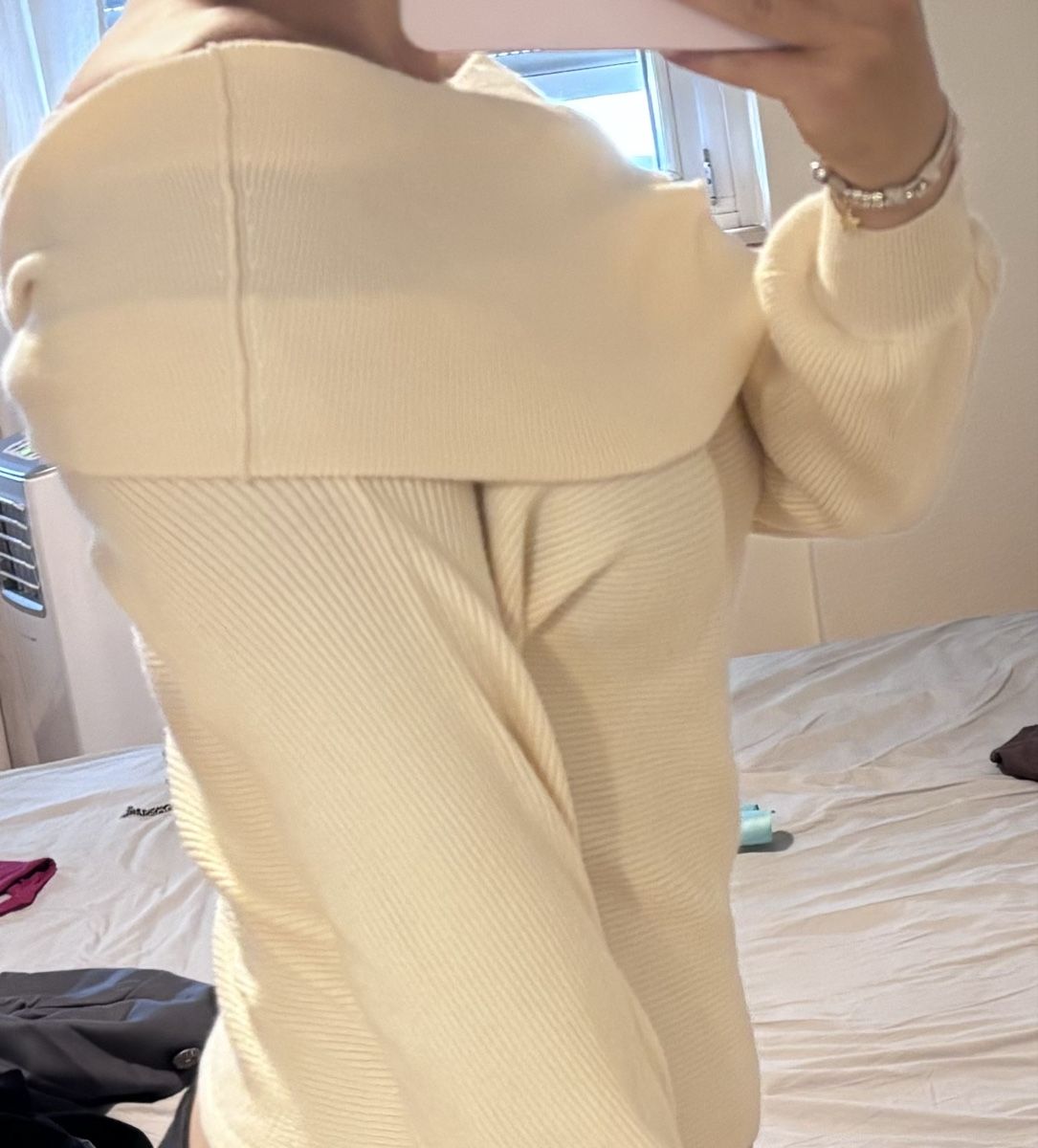 Pullover & Sweatshirts: Elegant pullover  – Neu (gemäss Beschreibung) aus Zürich von mat_58mf 1
