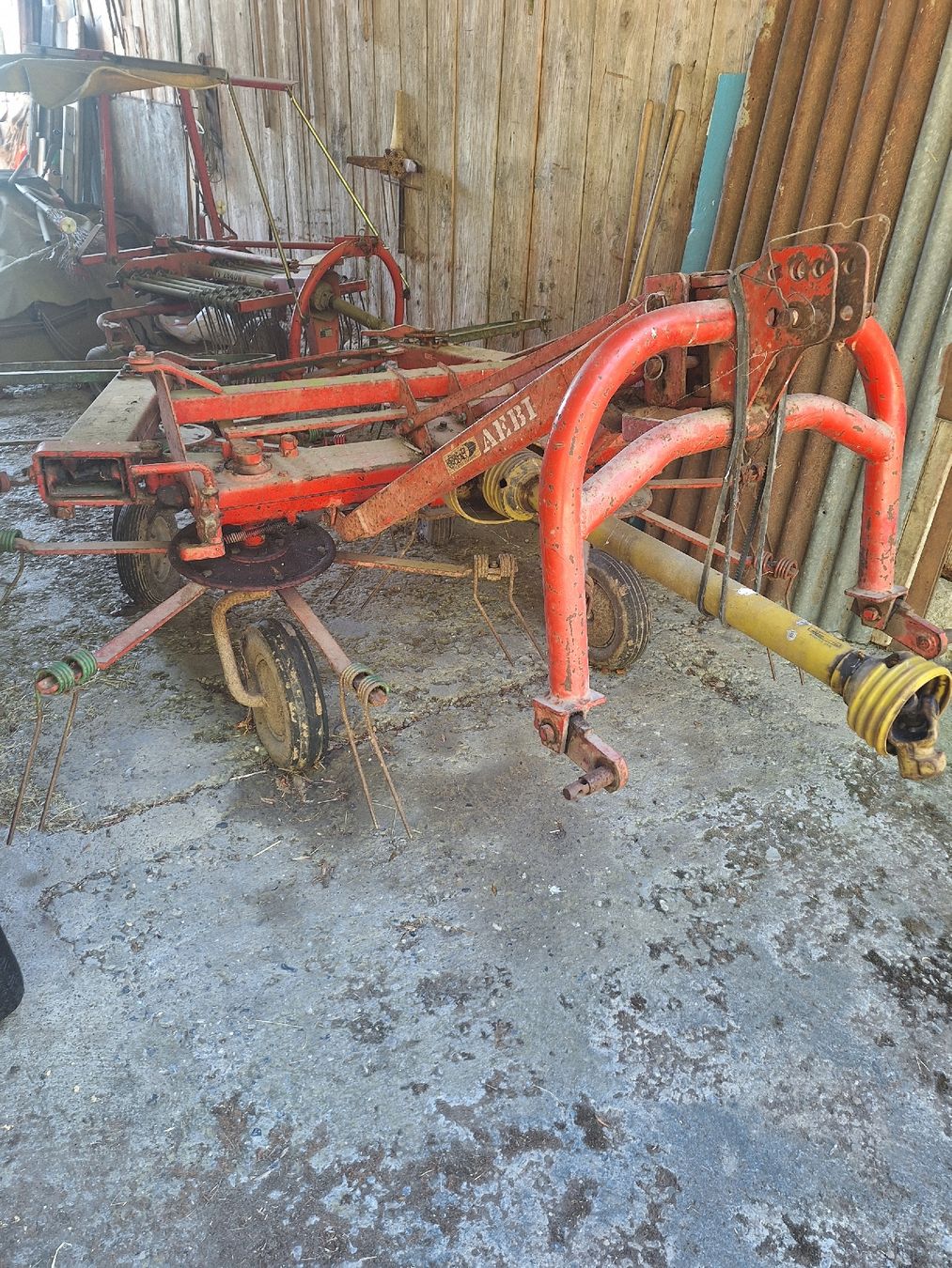 Aebi Alle Maschinen: Kreiselheuer AEBI – Gebraucht aus Uetendorf von Albi125