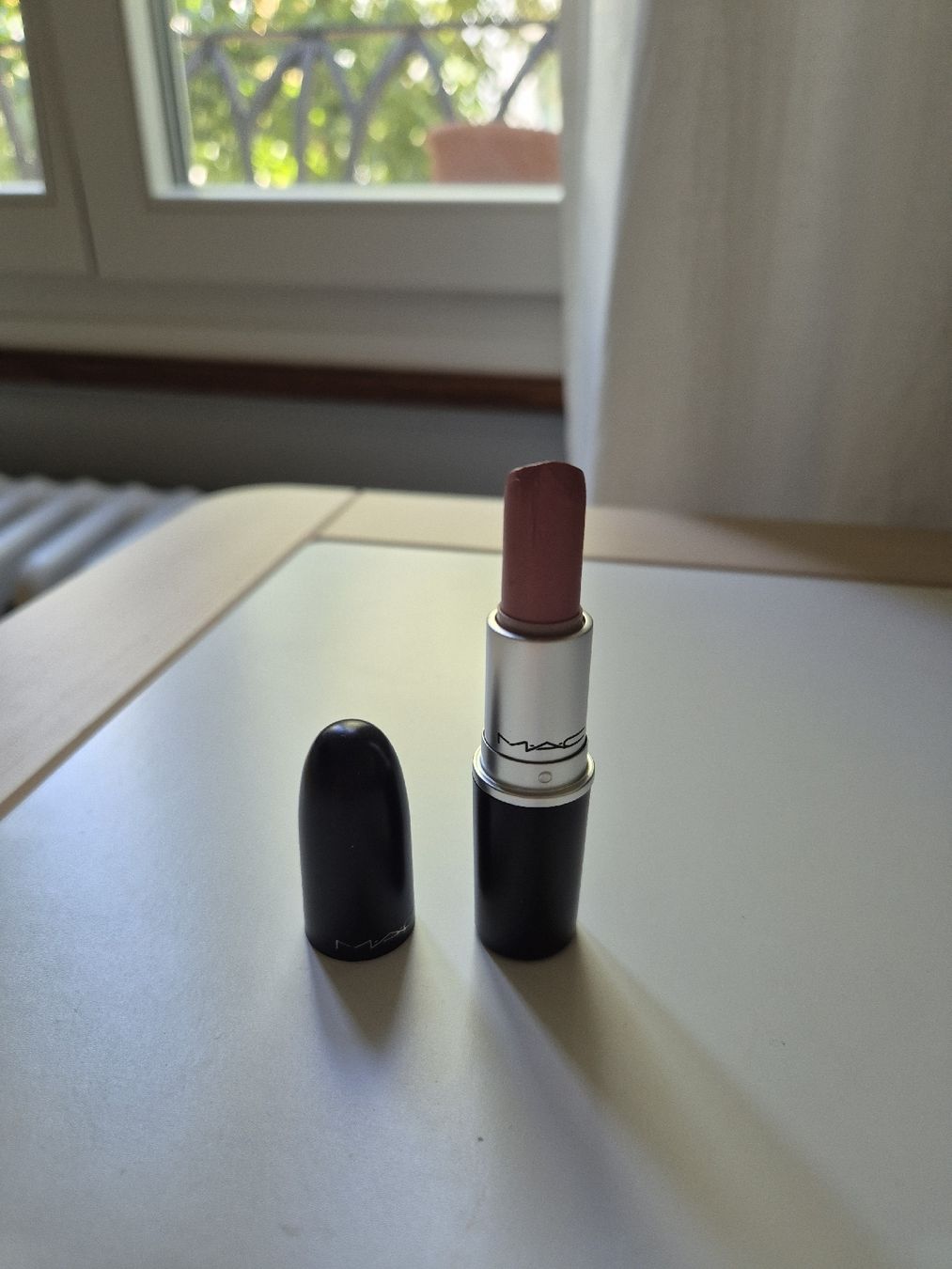 Mac Cosmetics Maquillage: Mac Lippenstift – D'occasion à Basel par lilifee86 1