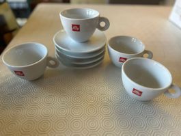 4 tazze grandi con piattino Illy