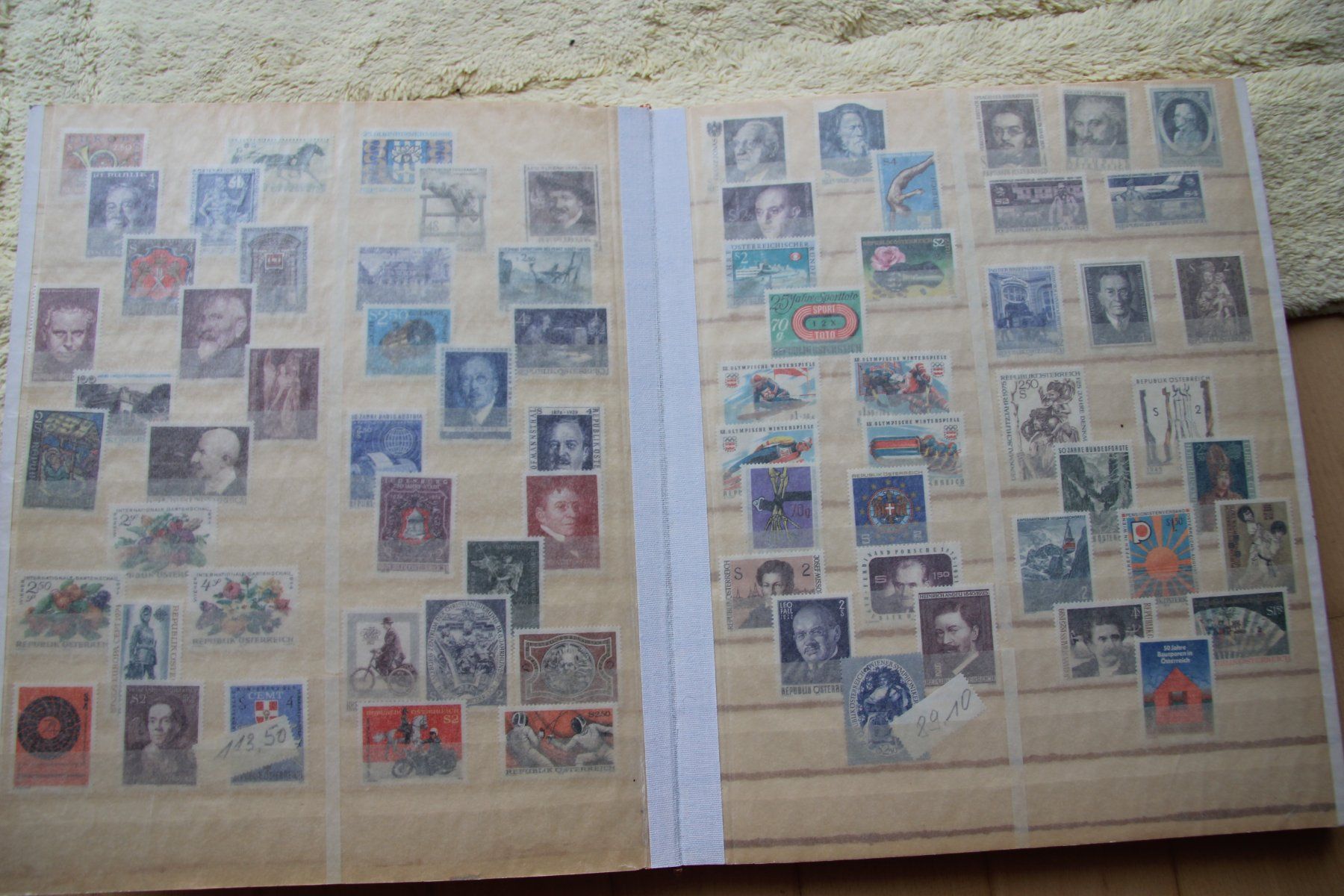 Tutti i francobolli: Österreich Briefmarkensammlung – Usato da Schlieren venduto da Sternstunde2 3
