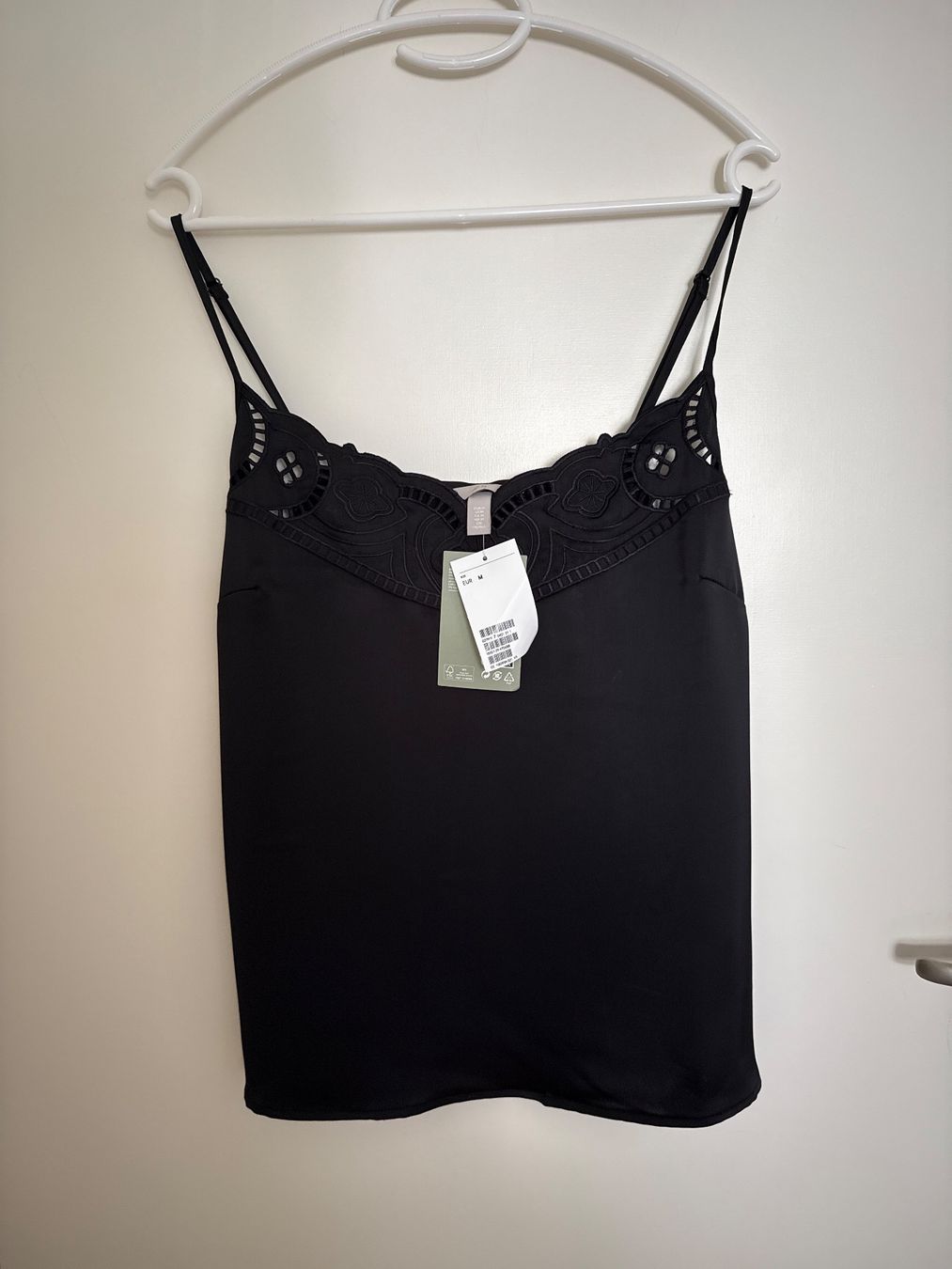 H&M Tops: Schwarz Top H&M EUR M – Neu und originalverpackt aus Horgen von linuxrp