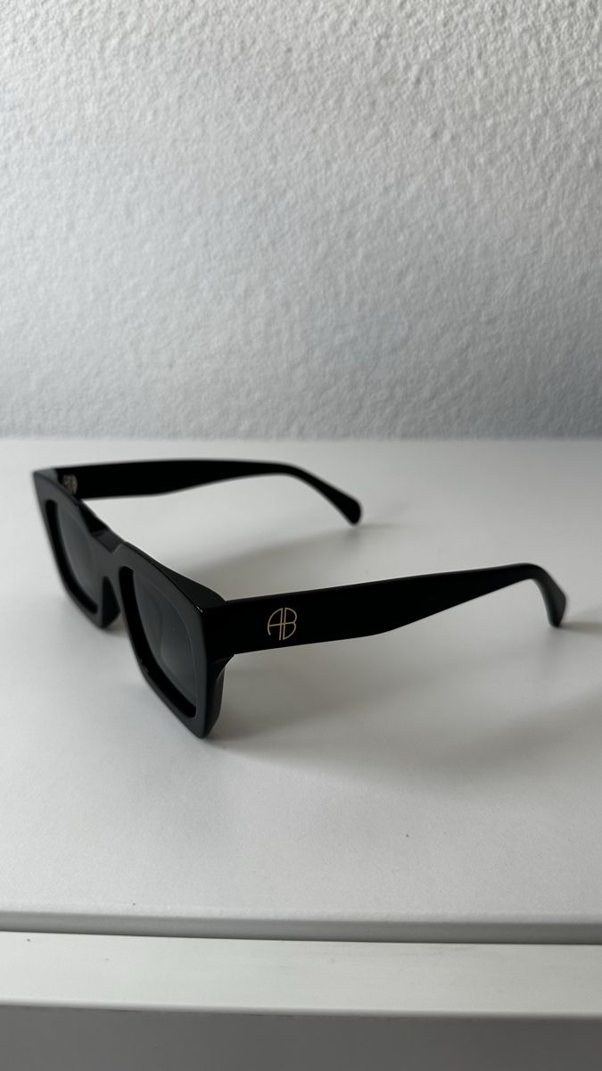 Anine Bing Occhiali & Lenti: Authentic Anine Bing Sunglasses- Black – Usato da Luzern venduto da ida_hv2y 1