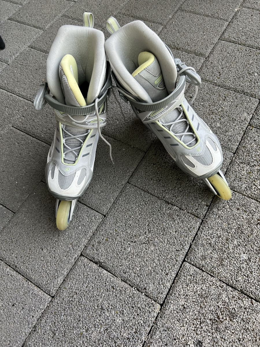 Inline-Skating & Rollschuhe: Inlineskates Gr.40 Marke Rollerblade – Gebraucht aus Brüttisellen von mirrinha